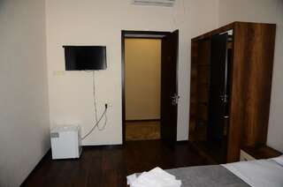 Отель HOTEL BERN Sachʼkhere Бюджетный двухместный номер с 1 кроватью-2
