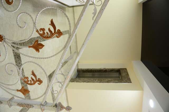 Отель HOTEL BERN Sachʼkhere-41