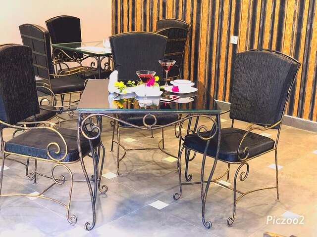 Отель HOTEL BERN Sachʼkhere-45